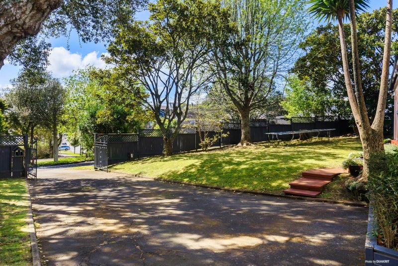 17 Bongard Road, Mission Bay, Auckland - Carousel 2