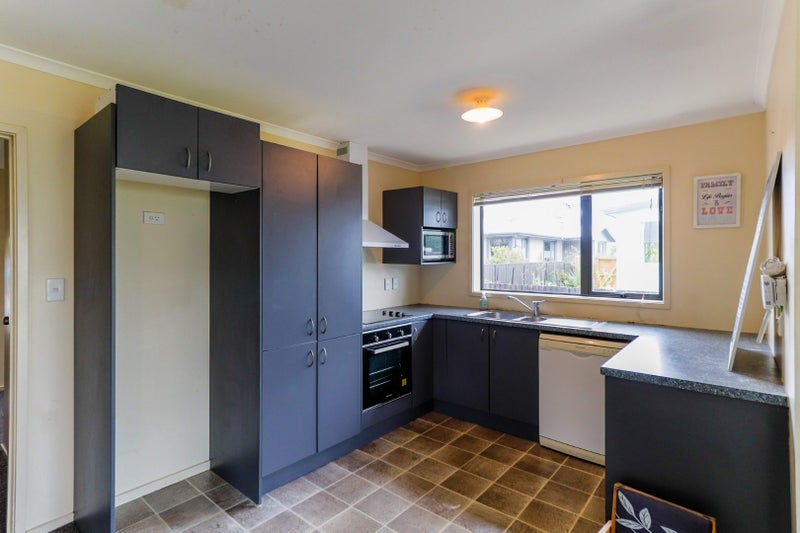 52 Avon Road, Clifton, Invercargill - Carousel 2