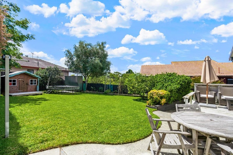 11 Clearview Heights, Ranui, Auckland - Carousel 2