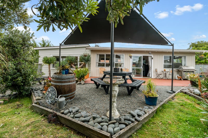 15A Greenhaven Avenue, Opaheke, Papakura - Carousel 1