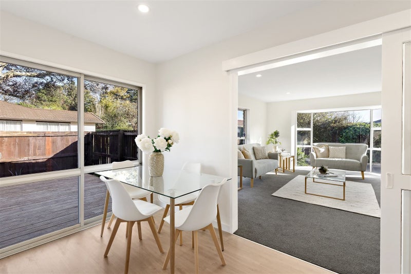 2 Hythe Lane, Saint Martins, Christchurch - Carousel 14