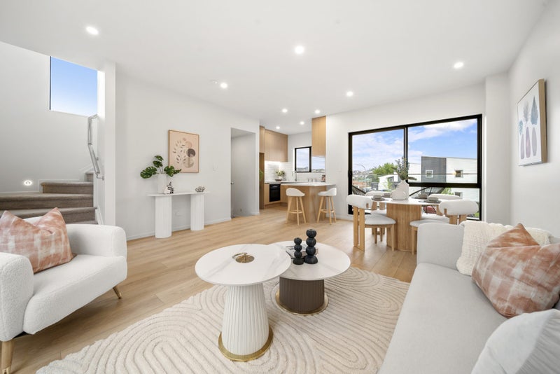 13 Rengarenga Rise, FAIRVIEW HEIGHTS, AUCKLAND - Carousel 1