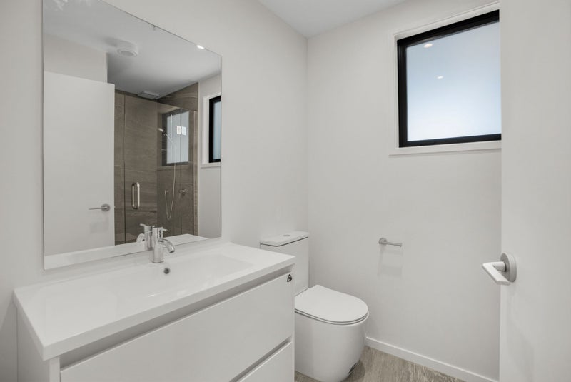 11/200 Knights Road, Hutt Central, Lower Hutt - Carousel 13