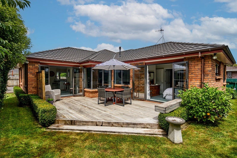 2/40 Boulcott Street, Boulcott, Lower Hutt - Carousel 2