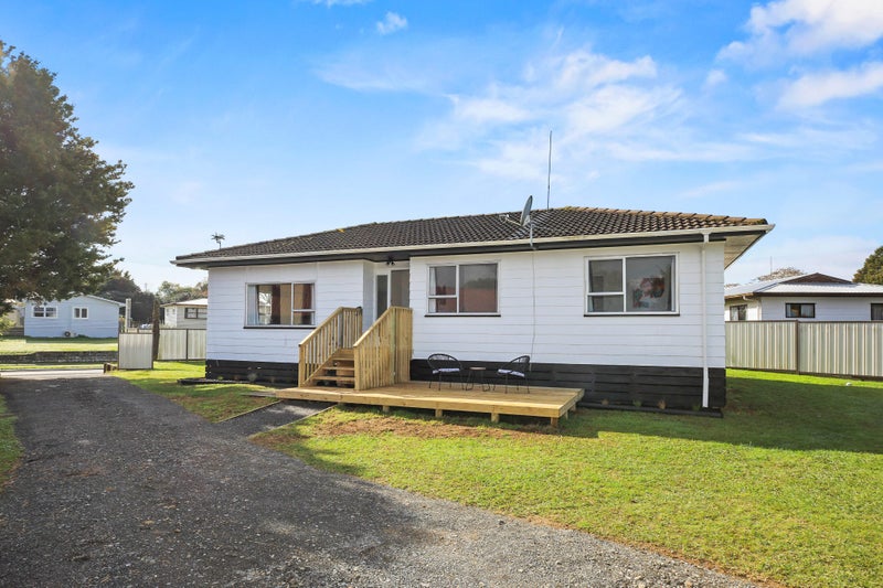 61 Whitmore Street, Kihikihi, Te Awamutu - Carousel 1