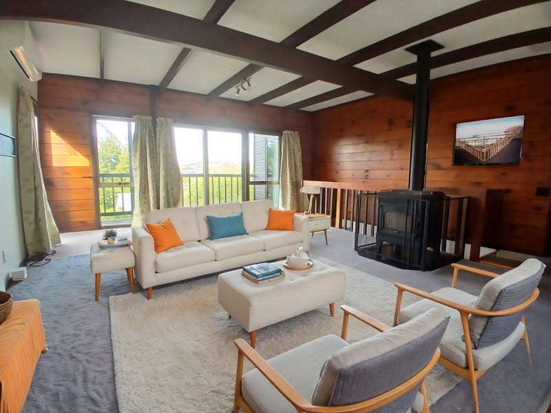 3 Tree Top Lane, Paparangi, Wellington, Wellington - Carousel 2