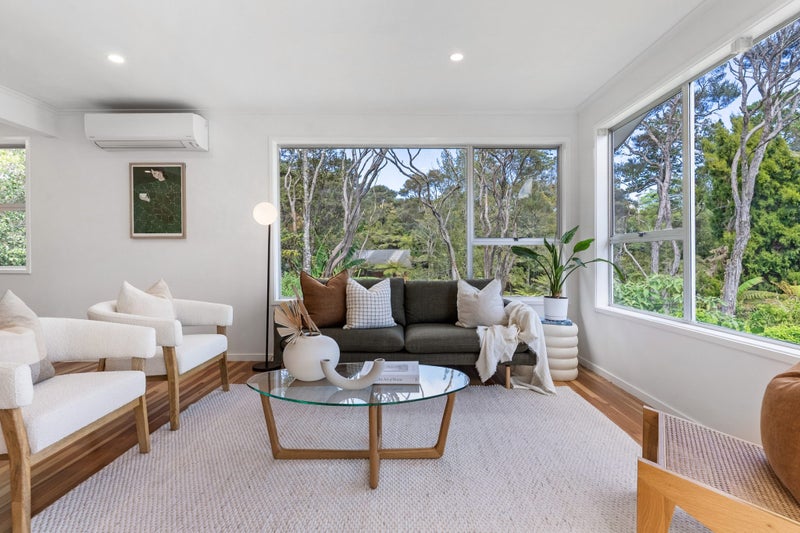 52 Gladys Avenue, Glenfield, Auckland - Carousel 2