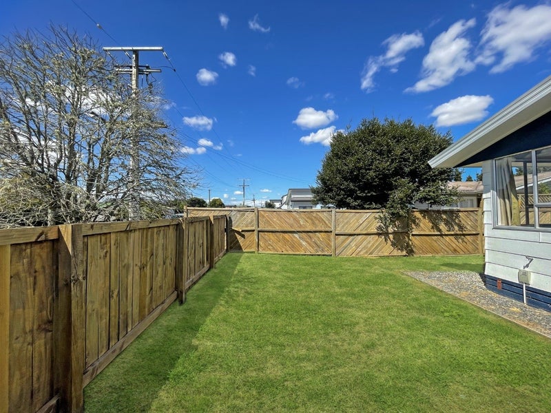 59A York Street, Hamilton East, Hamilton - Carousel 2
