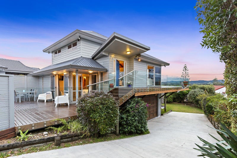 12 Caroline Heights, Omaha - Carousel 1