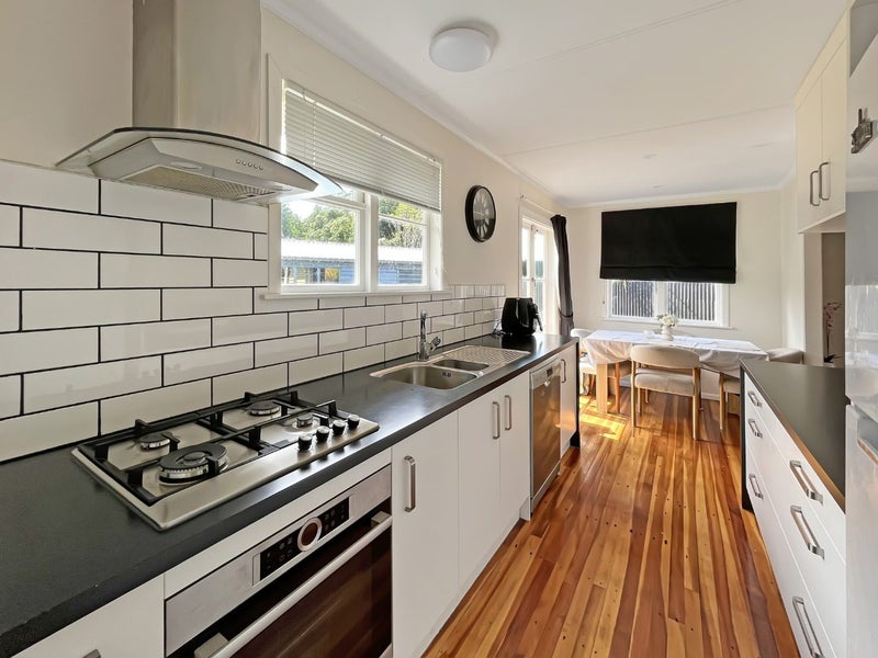 23 Benmore Avenue, Cloverlea, Palmerston North - Carousel 2