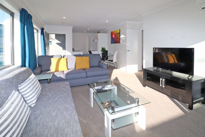 2/5 Jones Crescent, Melville, Hamilton - Carousel 2