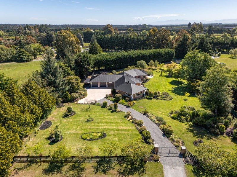 7 Faith Place, Christchurch - Carousel 1