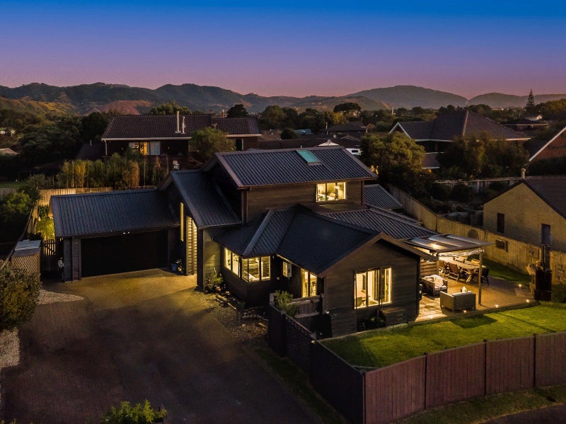 25 Rifleman Lane, Paraparaumu Beach, Paraparaumu - Carousel 1