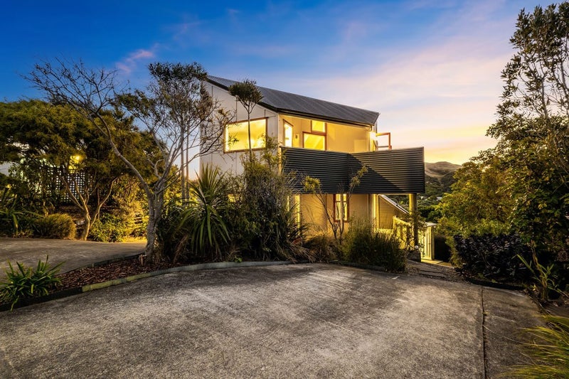 11 Puketai Place, Pukerua Bay, Porirua - Carousel 2