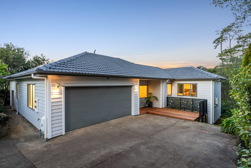 14 Durbin Court, Greenhithe, Auckland - Carousel 1