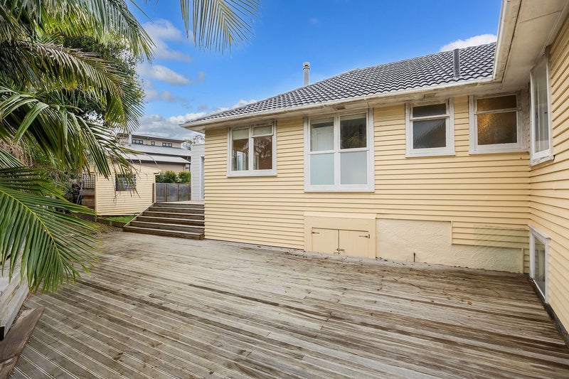 3 Radcliffe Street, Glen Innes, Auckland - Carousel 2