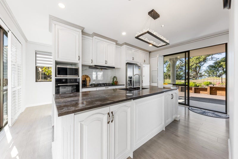 28 East Point, Manly, Whangaparaoa - Carousel 2