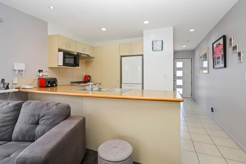 66 Tiger Drive, Golflands, Auckland - Carousel 2