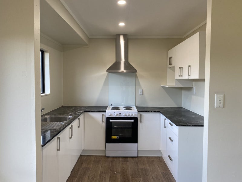 20 Galilee Avenue, Red Hill, Papakura - Carousel 2