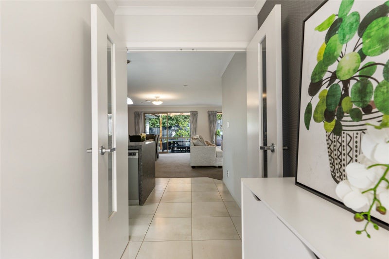 19 Galea Grove, Kelvin Grove, Palmerston North - Carousel 2