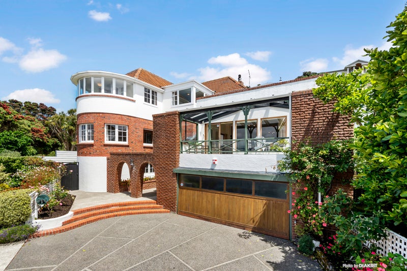 22 Beere Haven Road, Seatoun, Wellington - Carousel 1