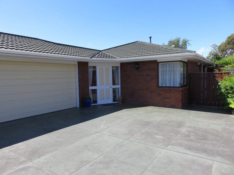 211A College Street, West End, Palmerston North - Carousel 1