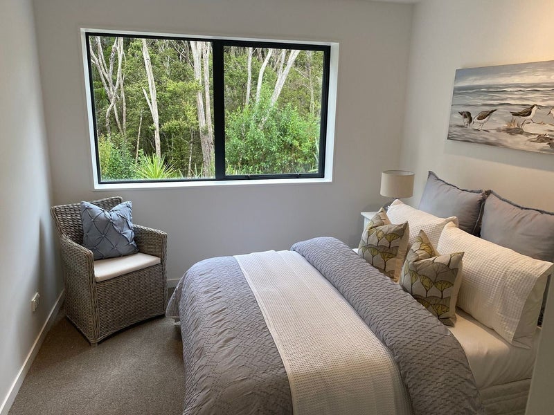 3 Satchell Place, Birkenhead, Auckland - Carousel 2