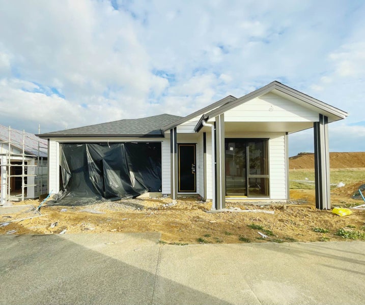 12 Karihi Road, Karaka, Papakura - Carousel 1