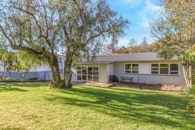 36 Cawthron Crescent, Annesbrook, Nelson - Carousel 1