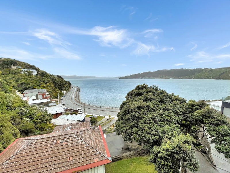17A Kio Road, Hataitai, Wellington - Carousel 1
