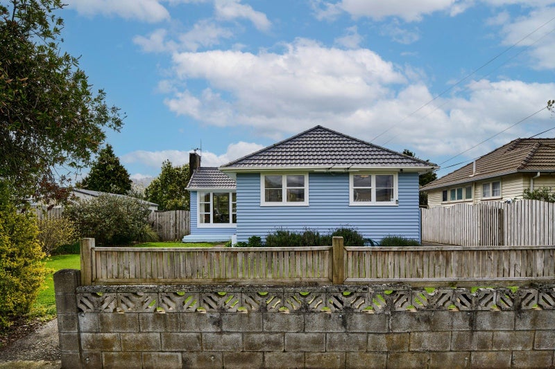 3 Routley Crescent, Elderslea, Upper Hutt - Carousel 23