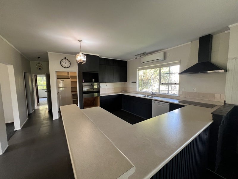 295 Wooldridge Road, Harewood, Christchurch - Carousel 2