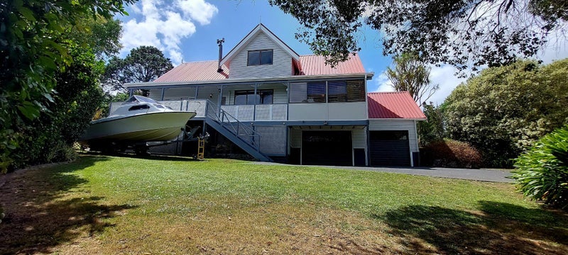33 Orinda Close, Botany Downs, Auckland - Carousel 2