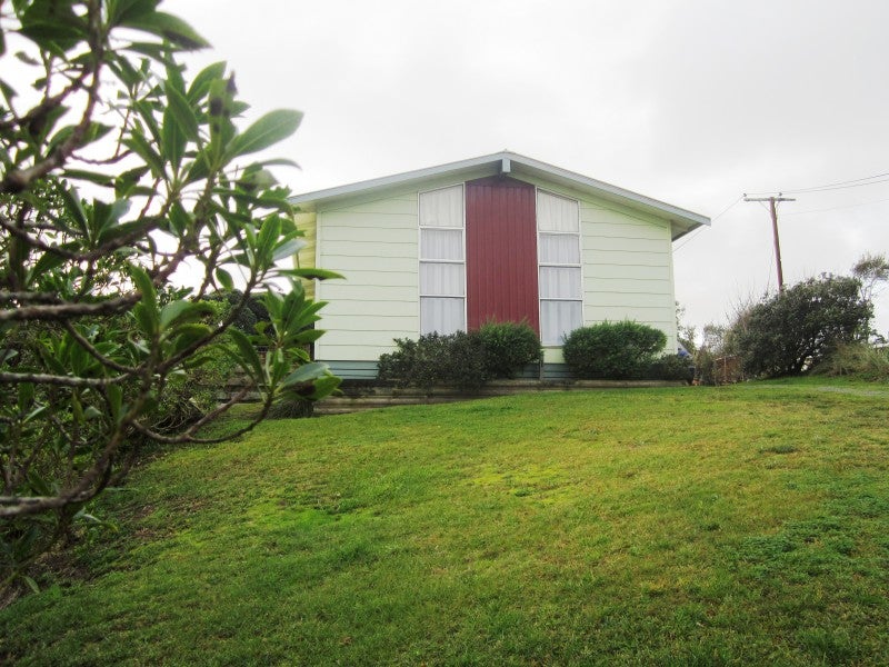 634 Waitarere Beach Road, Waitarere Beach, Levin - Carousel 1