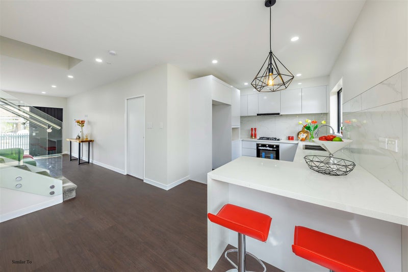 84 Kauri Heart Avenue, Takanini, Auckland - Carousel 1