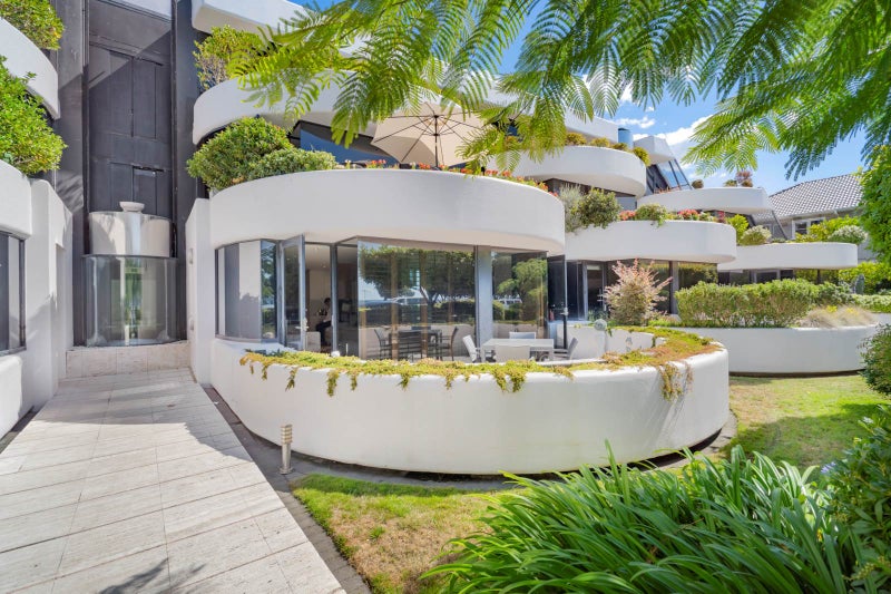 2/45 Tamaki Drive, Mission Bay, Auckland - Carousel 2