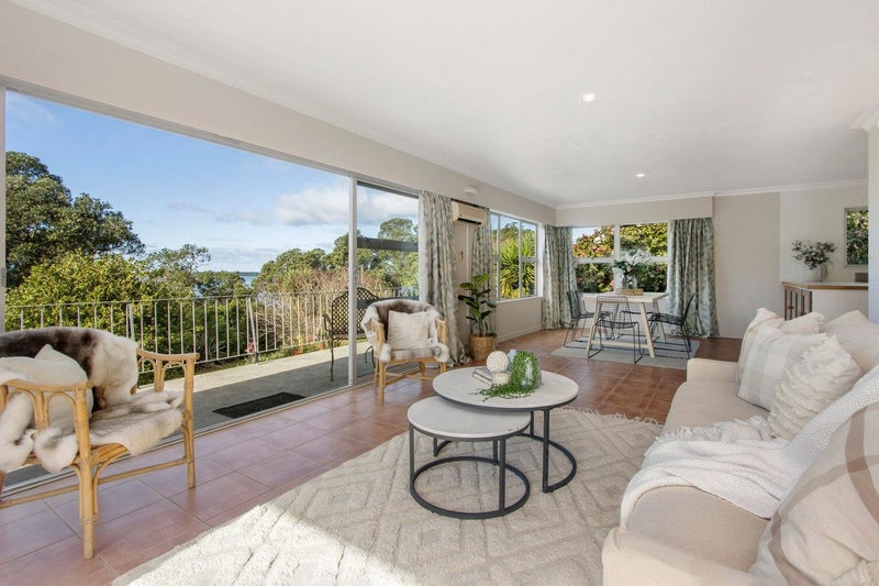 22 Giles Way, Katikati - Carousel 2