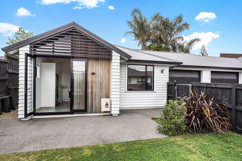 6/81 Storey Avenue, Forest Lake, Hamilton - Carousel 2