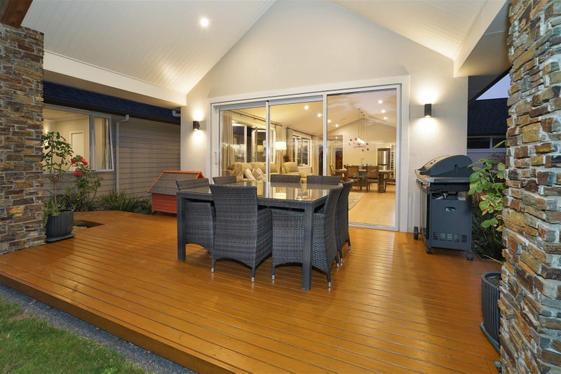 6 Platina Place, Flagstaff, Hamilton - Carousel 1