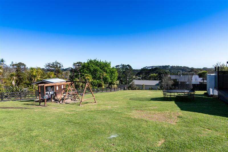 31 Mcentee Road, Waitakere, Auckland - Carousel 2