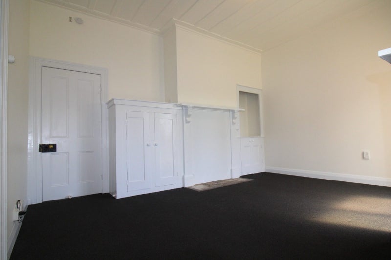 31 Pencarrow Street, Caversham, Dunedin - Carousel 14
