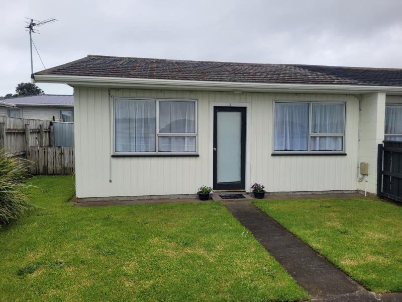 2/124 Ngamotu Road, Spotswood, New Plymouth - Carousel 1