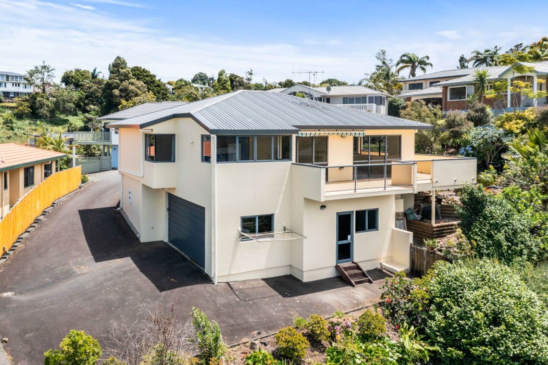 4 Seabreeze Place, Onerahi, Whangarei - Carousel 1