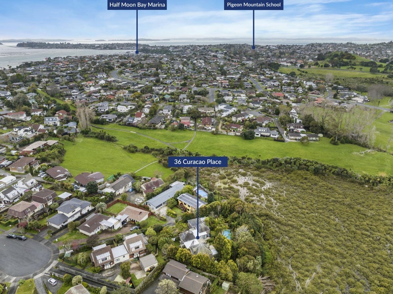 36 Curacao Place, Half Moon Bay, Auckland - Carousel 1