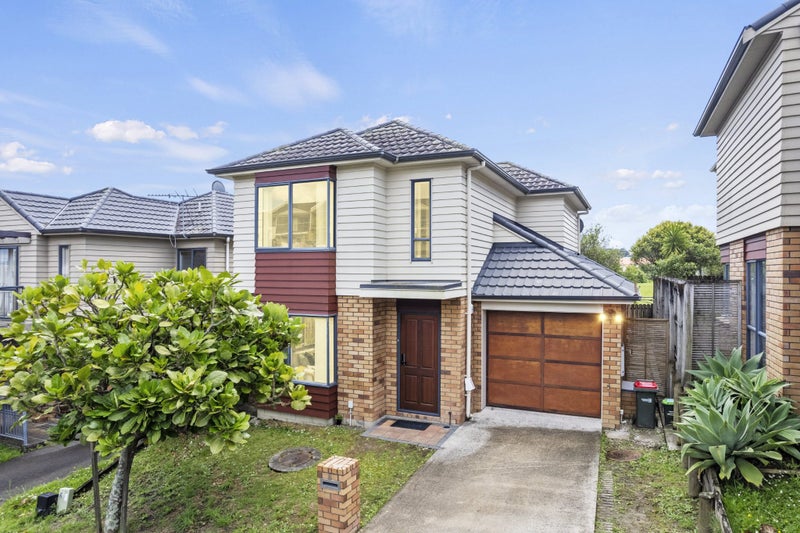 5 Lavender Garden Lane, Oteha, Auckland - Carousel 1