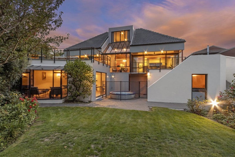 6 Thurlestone Place, Burnside, Christchurch - Carousel 1