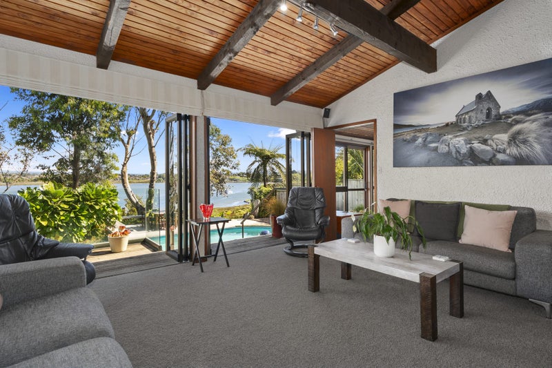 6 Bay Street, Matua, Tauranga - Carousel 1