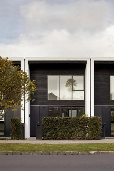 4/17 Huia Road, Point Chevalier, Auckland - Carousel 2