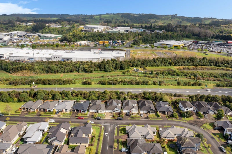 125 Landing Drive, Pyes Pa, Tauranga - Carousel 27