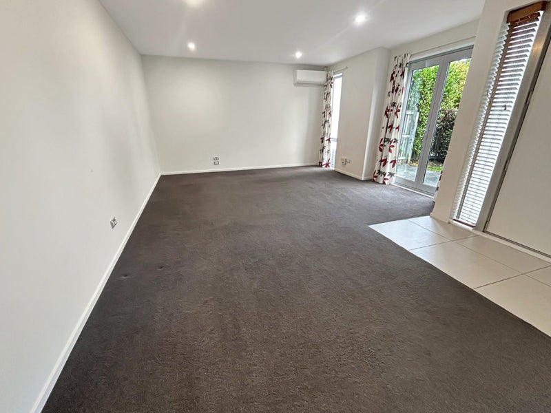 7 Yew Tree Lane, Hillmorton, Christchurch - Carousel 8